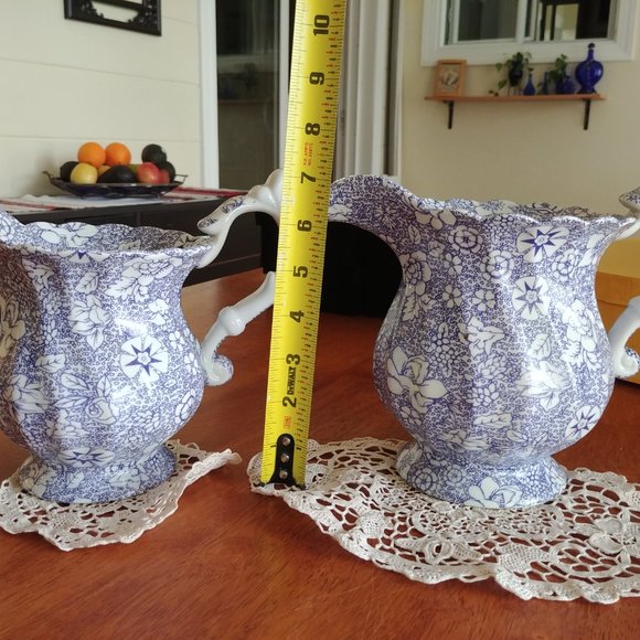 Set of 2 Jar Blue White victorian Floral Ceramic Pitchers 5.5 and 7 inch Ruffled - Picture 5 of 8